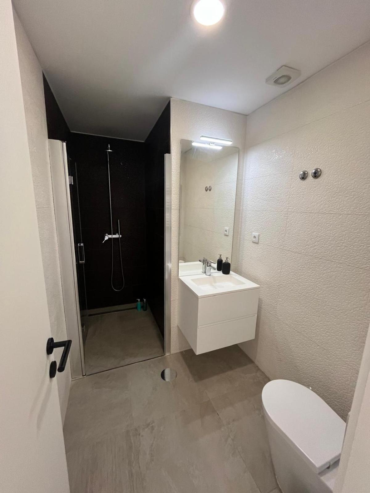 Cozy Retreat - Modern T1 Apartamento *